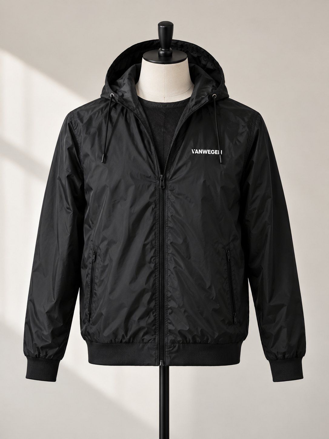 VANWEGEN Regenjacke auf Schneiderpuppe
